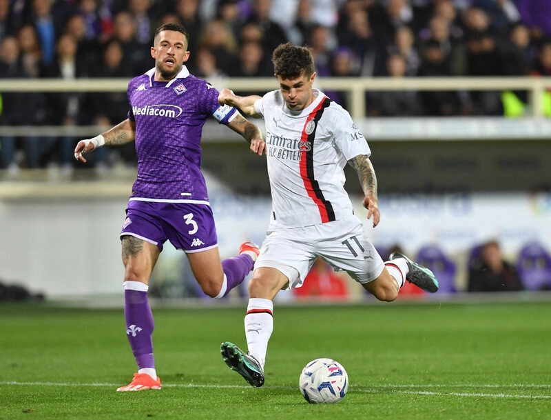 Soi kèo Fiorentina vs AC Milan - Vòng 20 Serie A